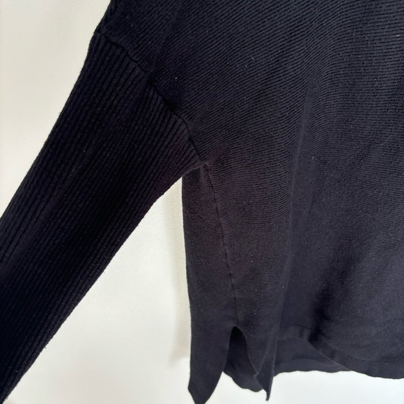 Black Turtleneck Sweater Oversized Split Hem Comfy Cozy Pullover Fall Winter XL - Picture 8 of 11